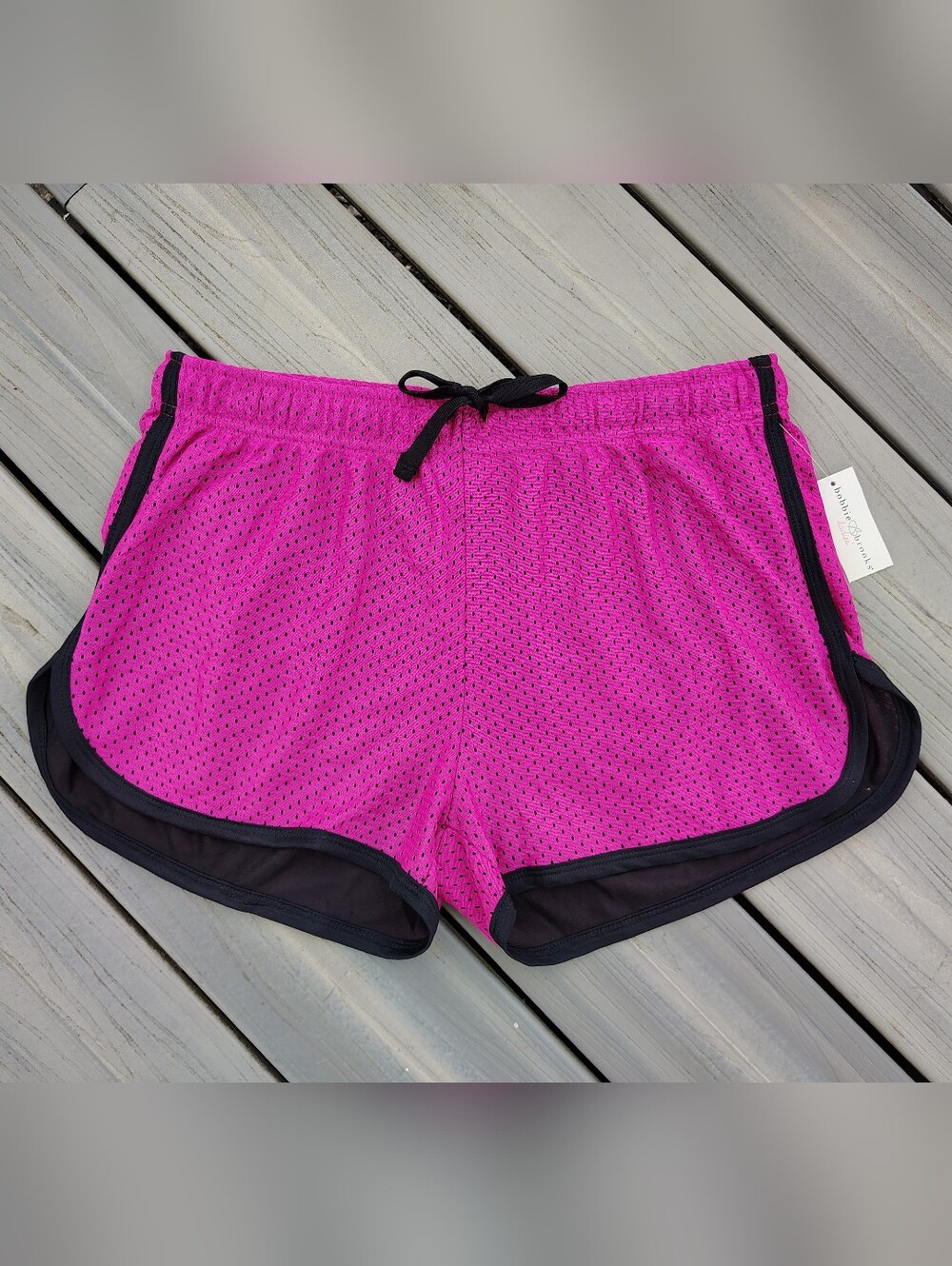 Bobbie Brooks Hot Pink Mesh Athletic Shorts with Black Trim. Size Large